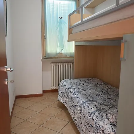 La Casa Di Romi Apartment *